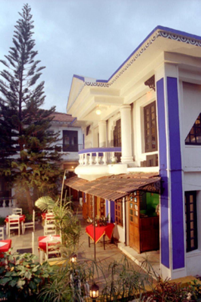 Hotel The Ronil Royale